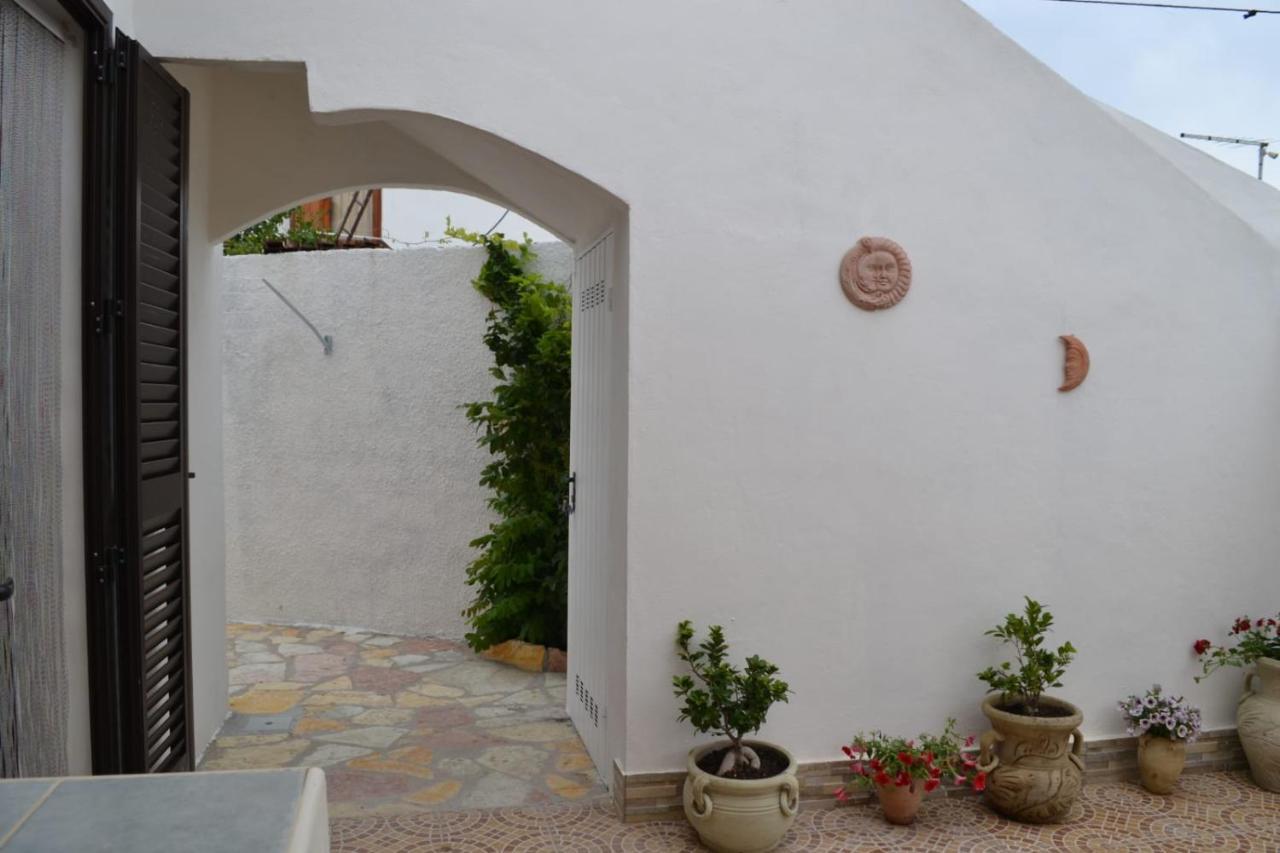 Casa Vacanze Il Faro Murta Maria Luaran gambar